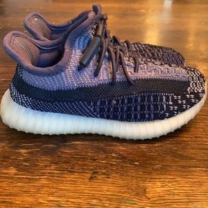 Yeezy boost 350 V2 (carbon)